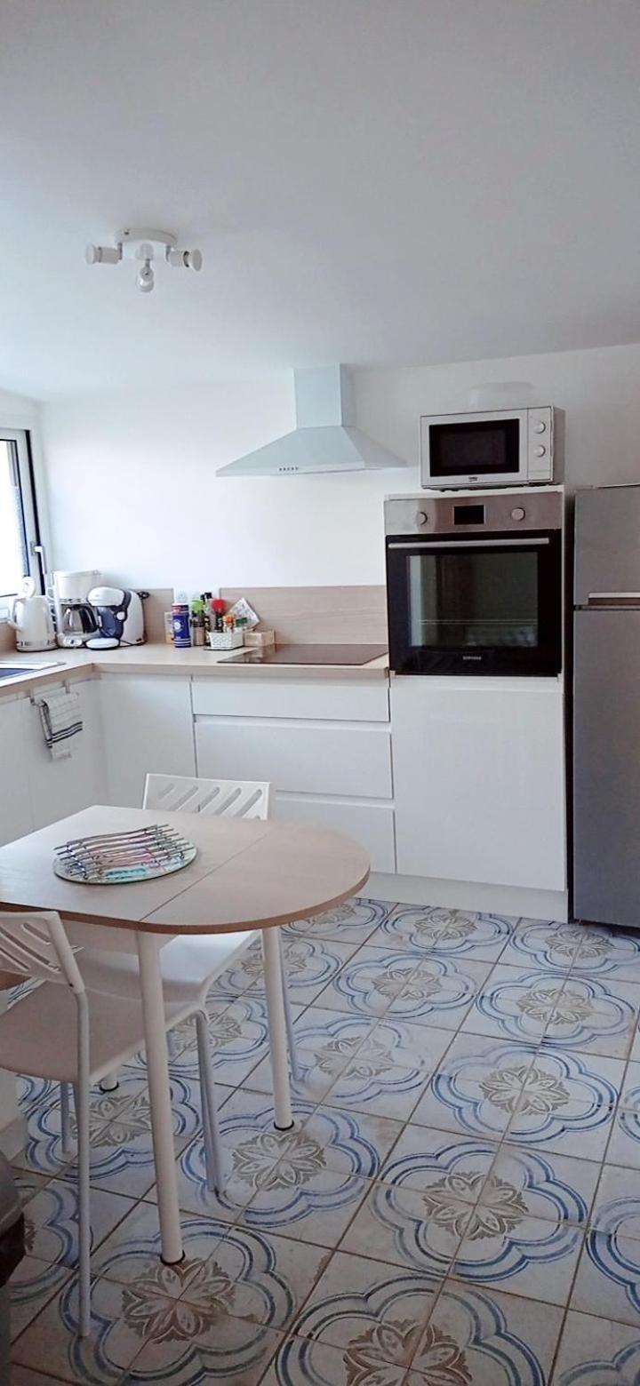 L'Escale Bretonne 6 Personnes, Proche Mer Et Centre Ville, Jardin Prive Et Clos Guilvinec Exterior photo